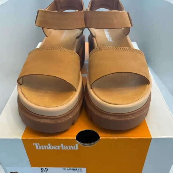 EUC Timberland Women's Everleigh Lug-Sole Block-Heel Tan Sandals Size 6.5 - Picture 5 of 6